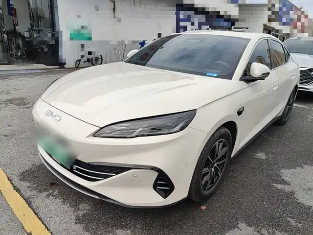 2025 BYD Seal