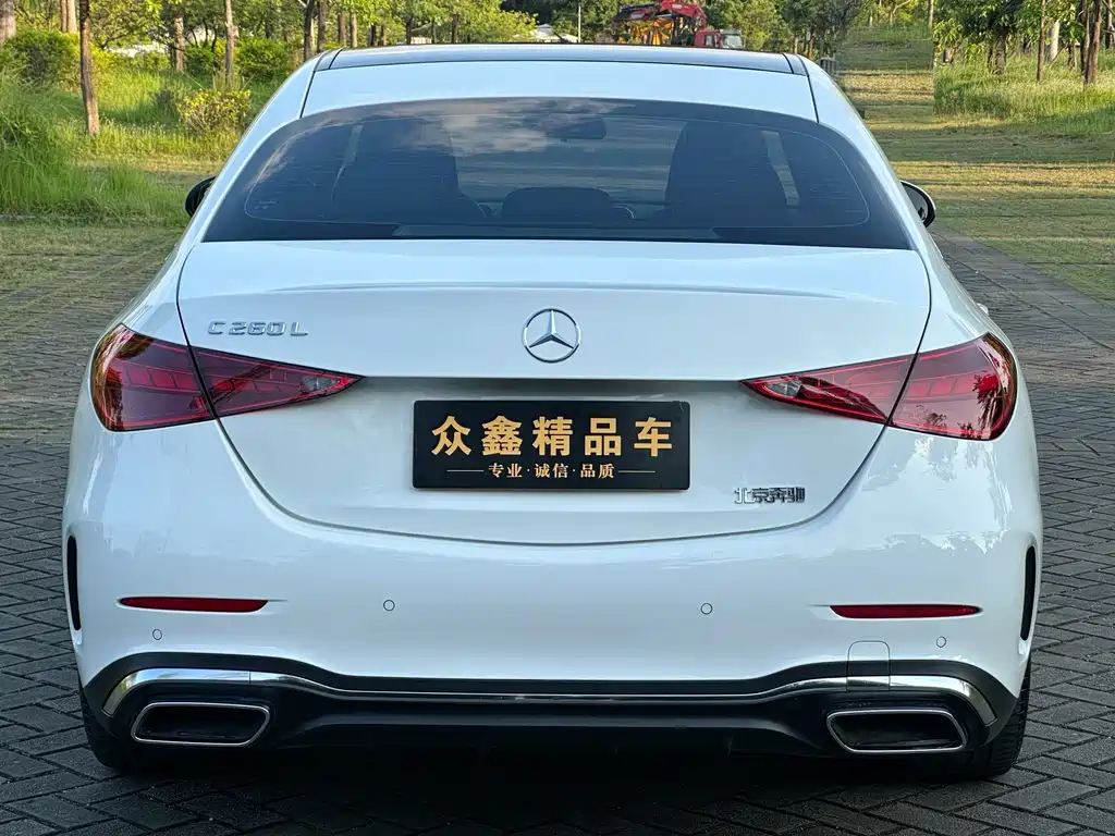 Mercedes-Benz C-Class — миниатюра 14