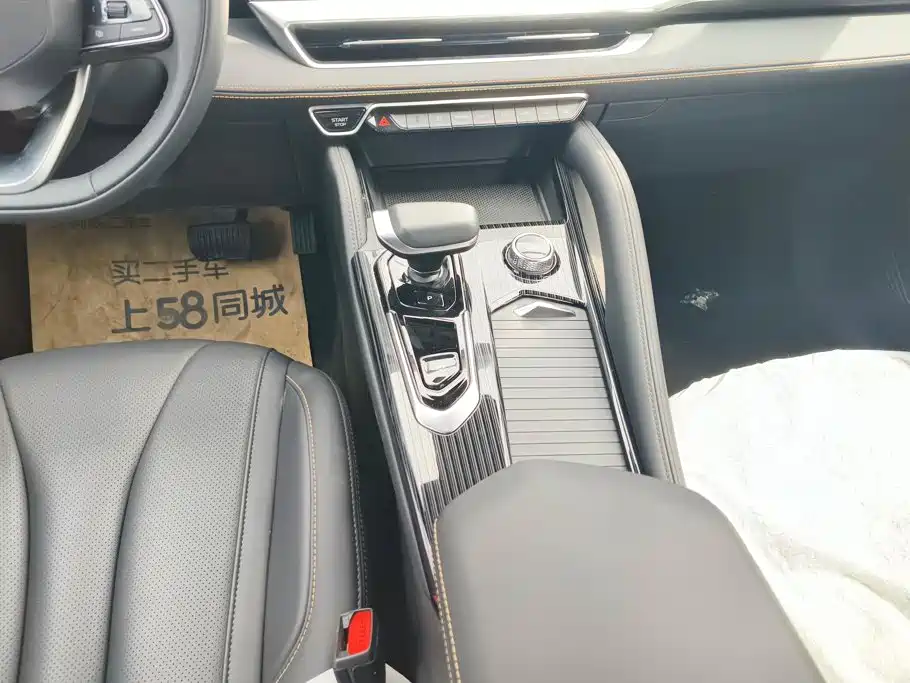 Geely Xingyue L — миниатюра 16