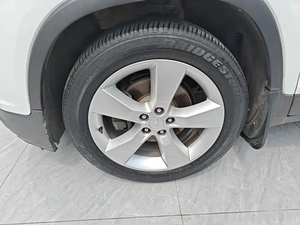 Chevrolet Trax — миниатюра 23