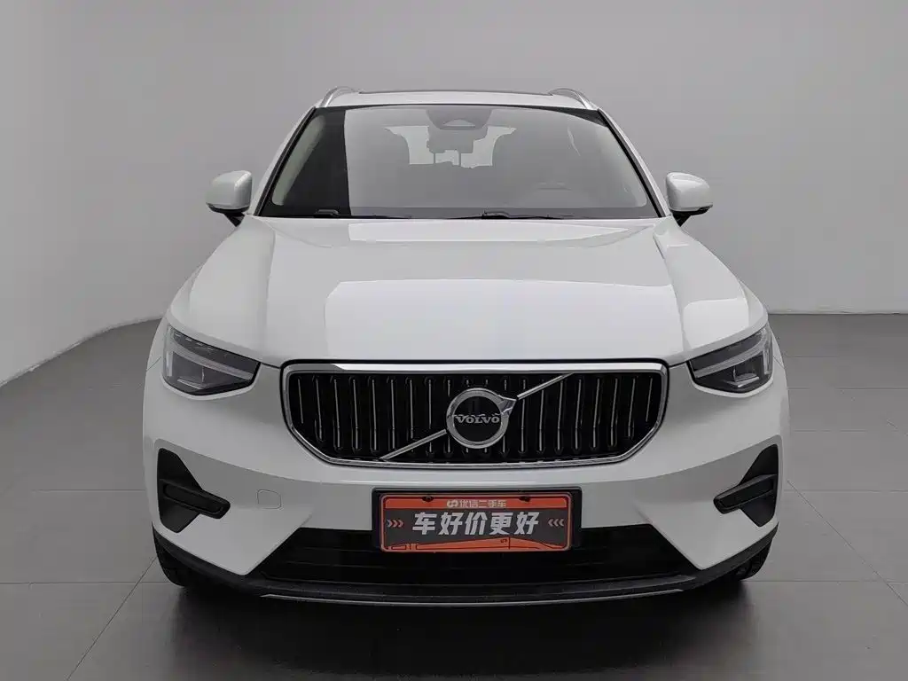 Volvo XC40 — миниатюра 3