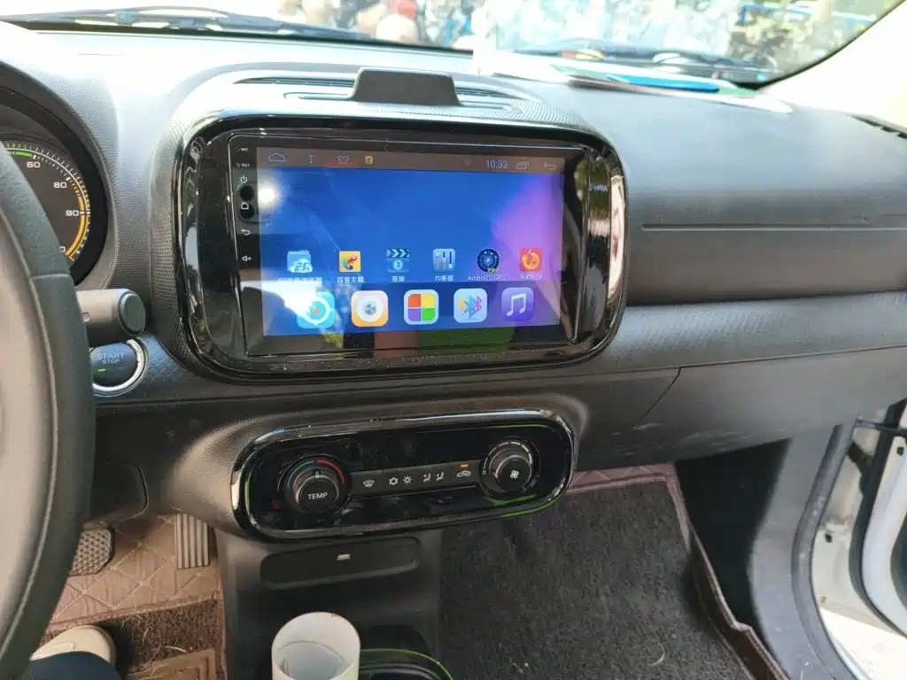 Roewe Clever — миниатюра 14