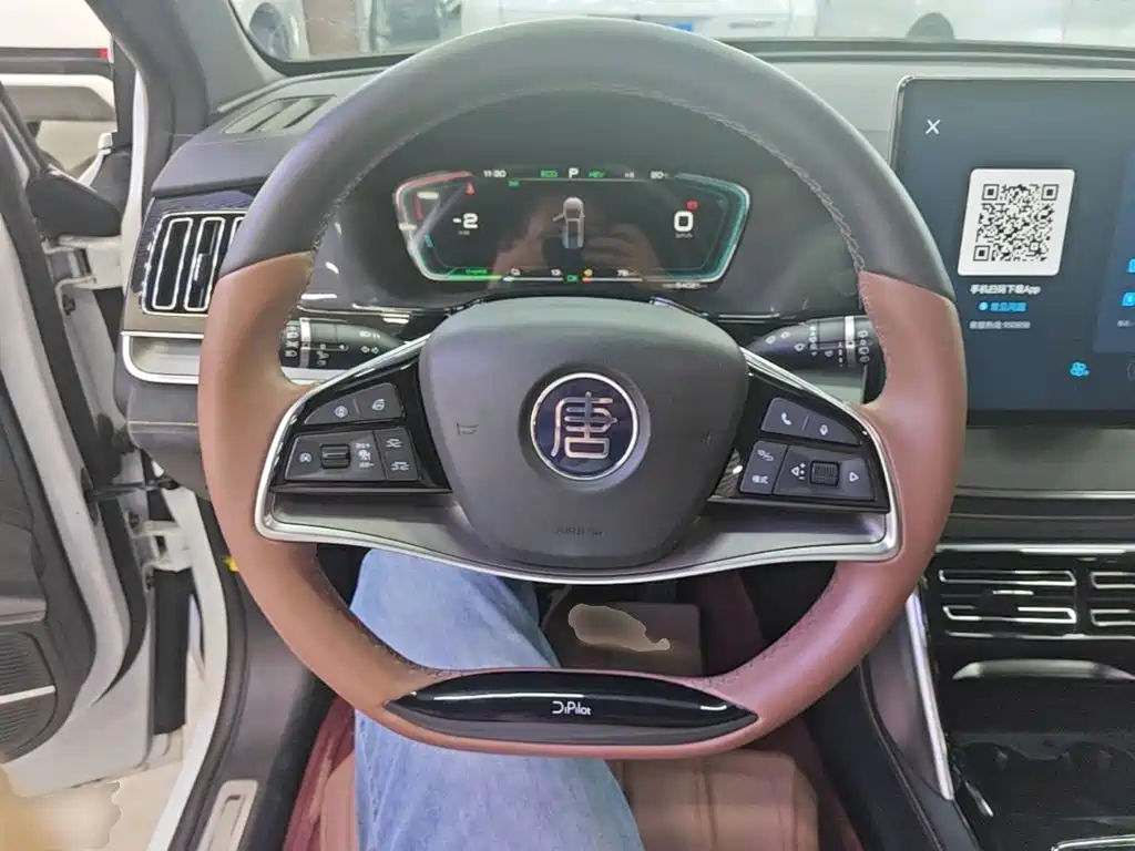BYD Tang New Energy — миниатюра 11