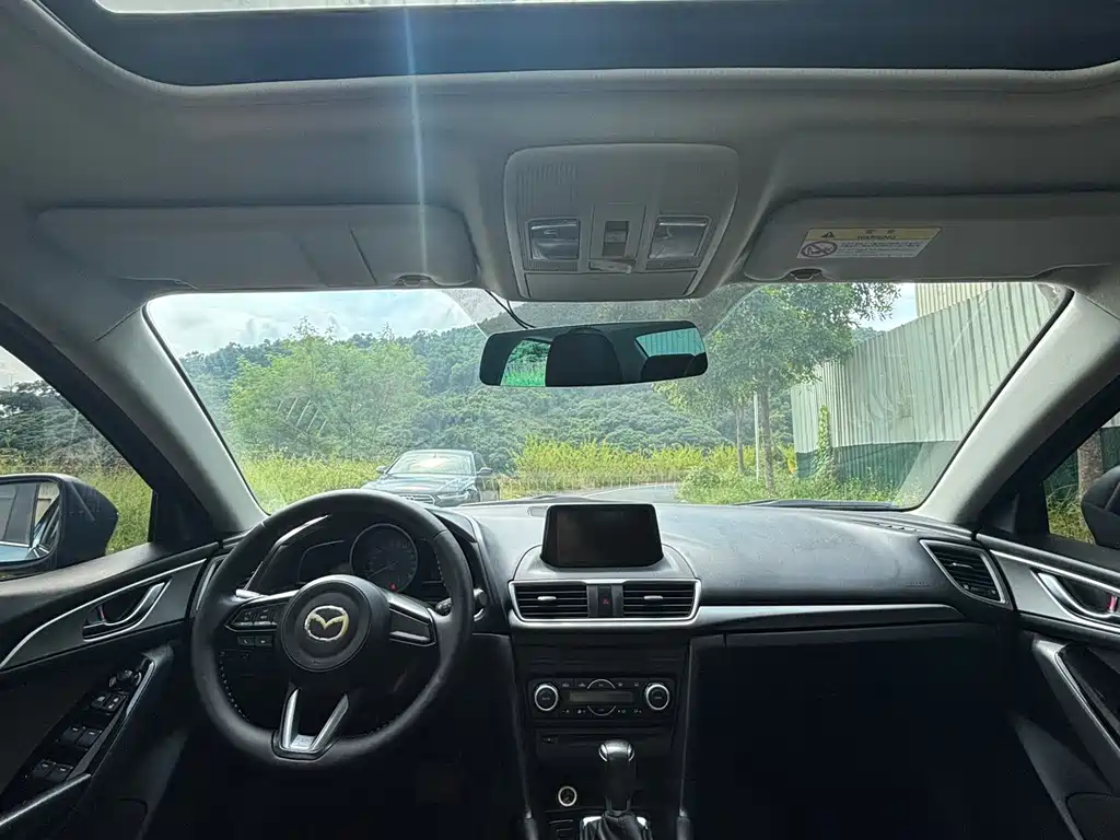 Mazda 3 Axela — миниатюра 9