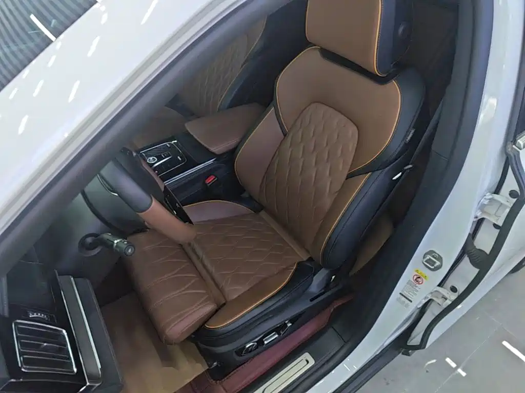 BYD Tang New Energy — миниатюра 15