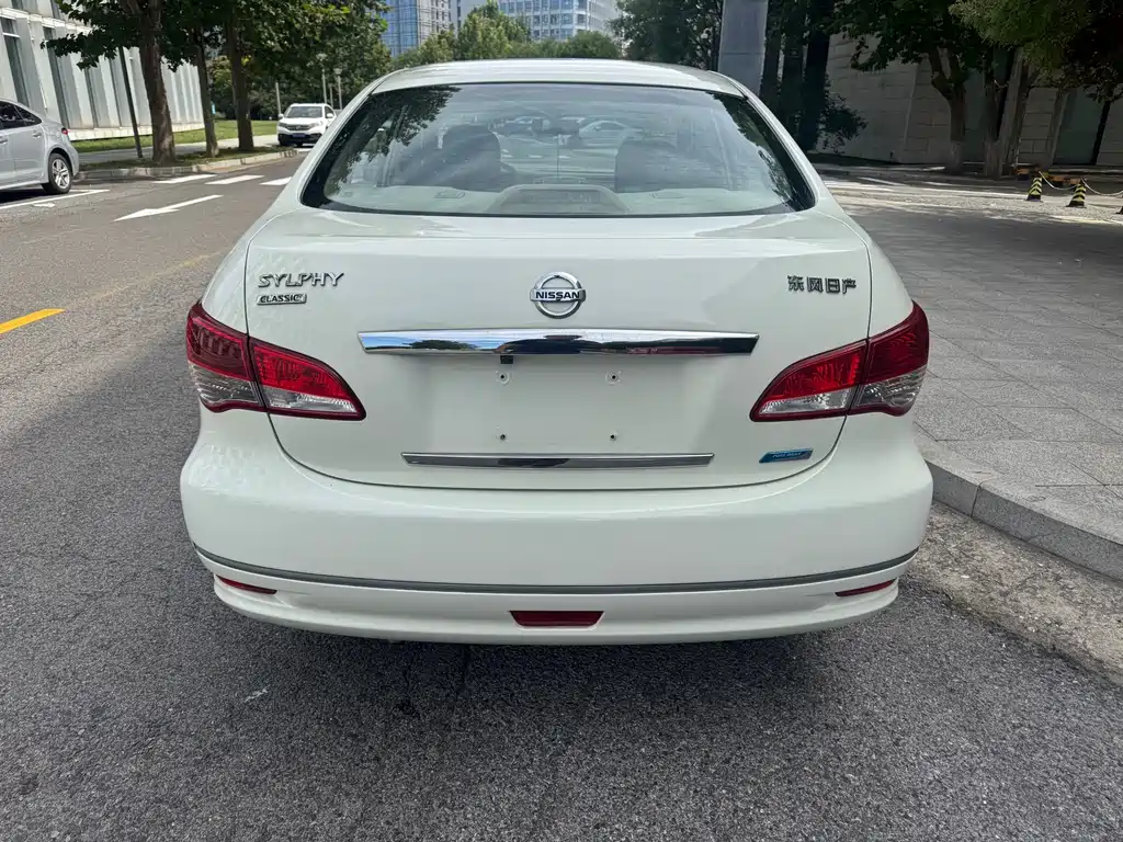 Nissan Sylphy — миниатюра 3