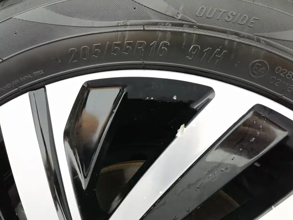 Volkswagen Lavida — миниатюра 24