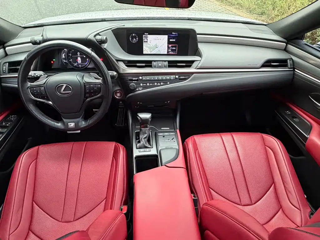 Lexus ES — миниатюра 8