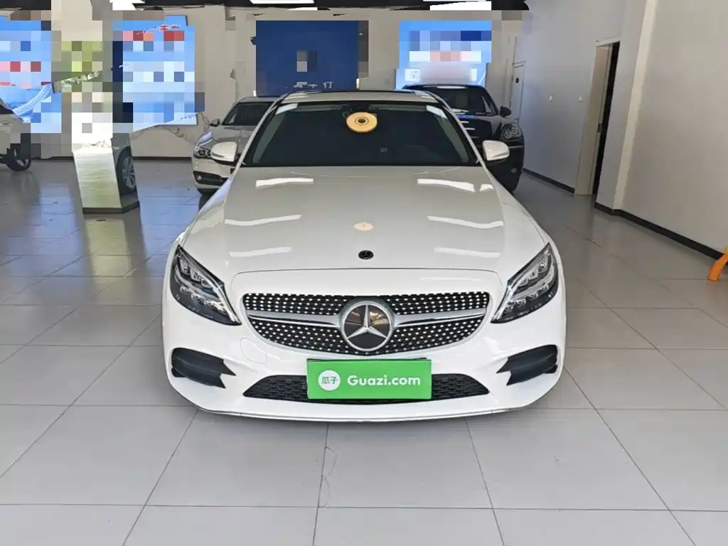 Mercedes-Benz C-Class — миниатюра 3