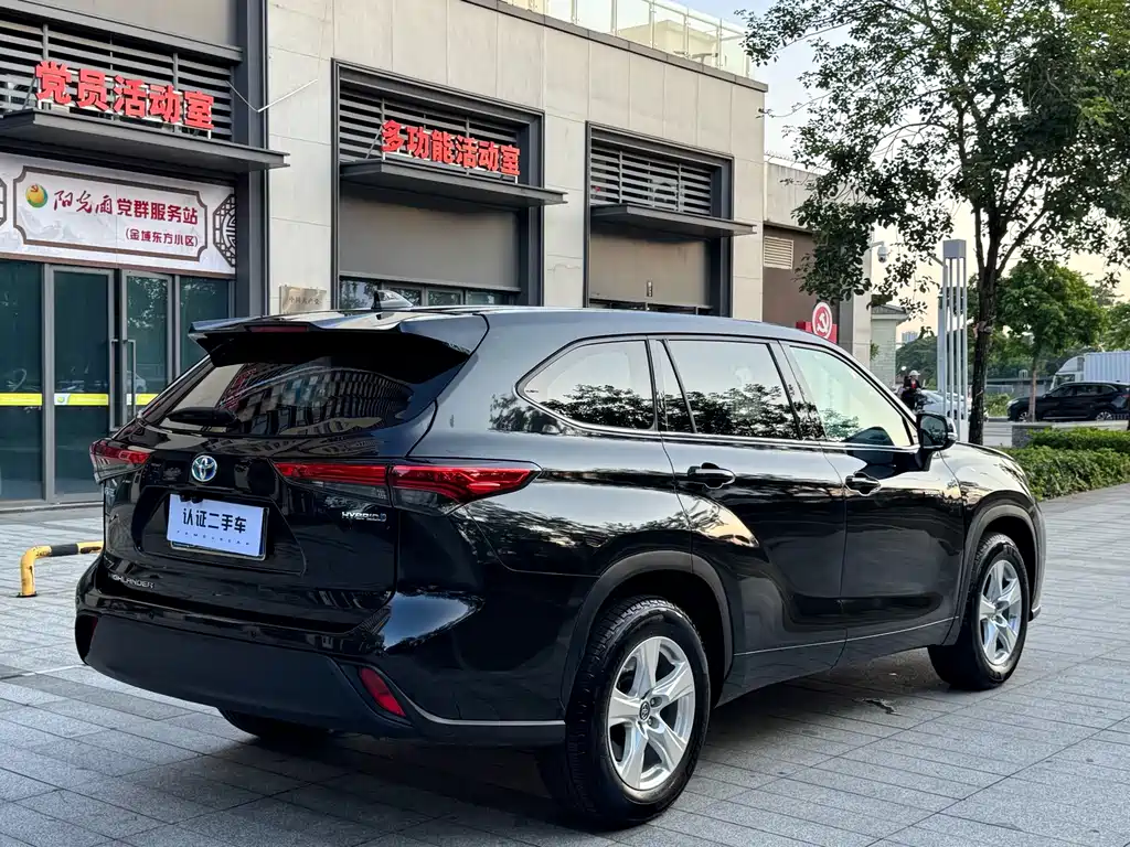 Toyota Highlander — миниатюра 11