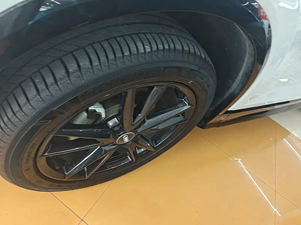 Audi Q2L — миниатюра 23