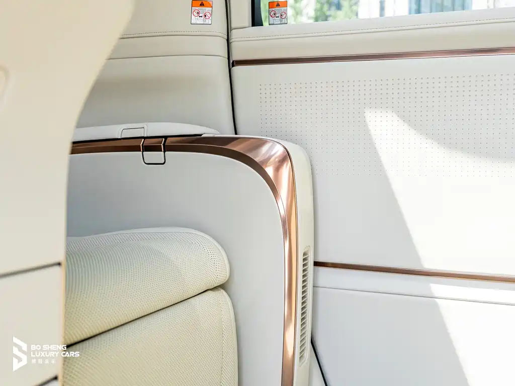 Lexus LM — фотографии объявления, Фото 26