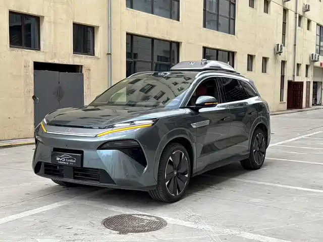 2025 BYD Tang