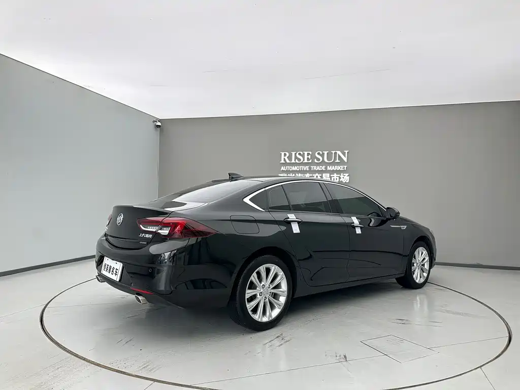 Buick Regal 2023 652T Smart