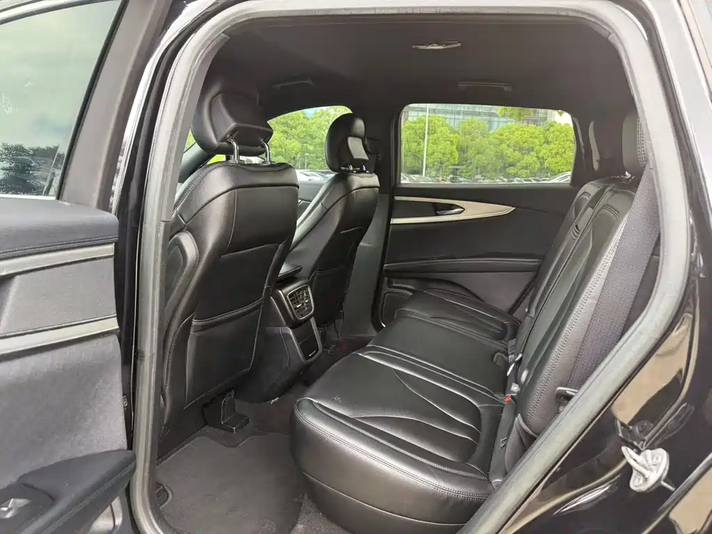 Lincoln Nautilus 2019 2.0T V