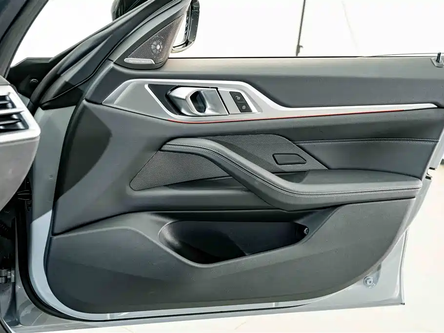 BMW 4 Series — миниатюра 16