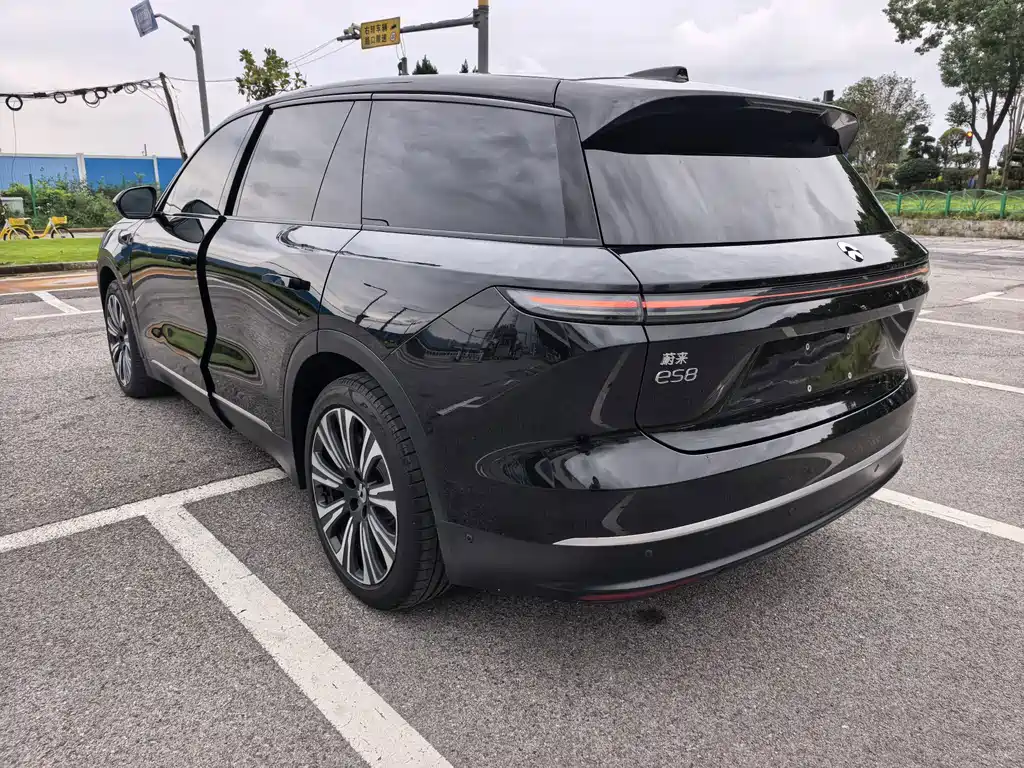 NIO ES8 — миниатюра 8