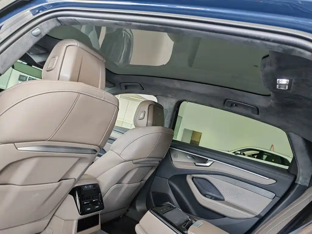 Audi A6L — миниатюра 6