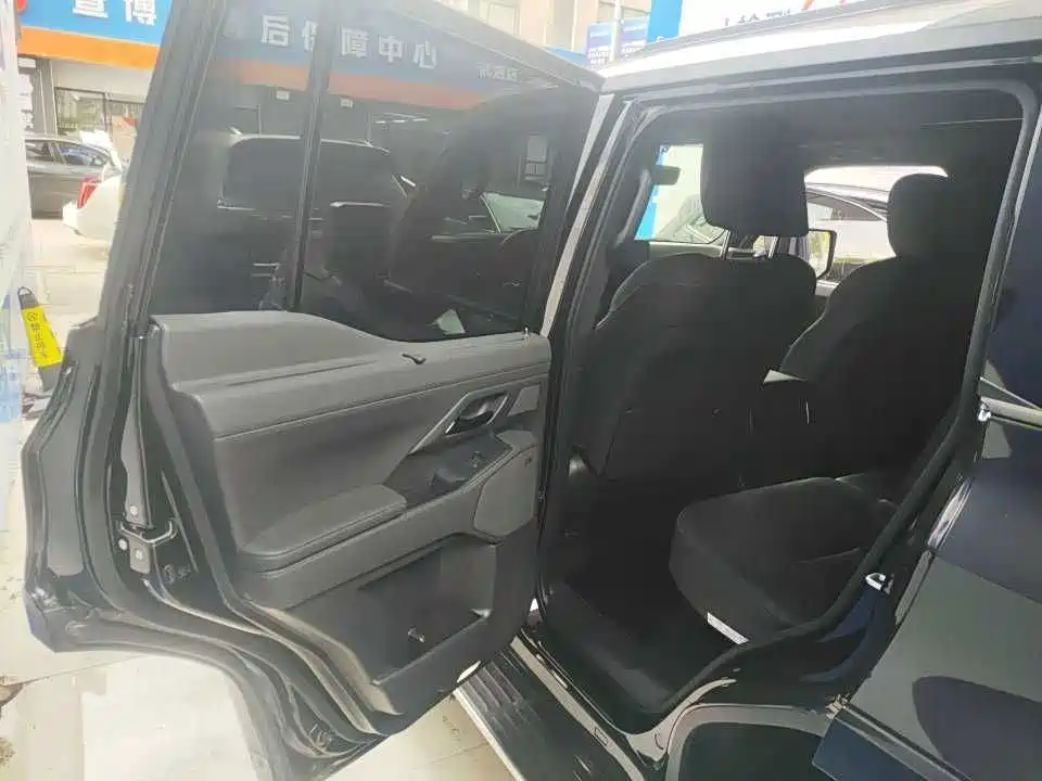 Lexus GX — миниатюра 5