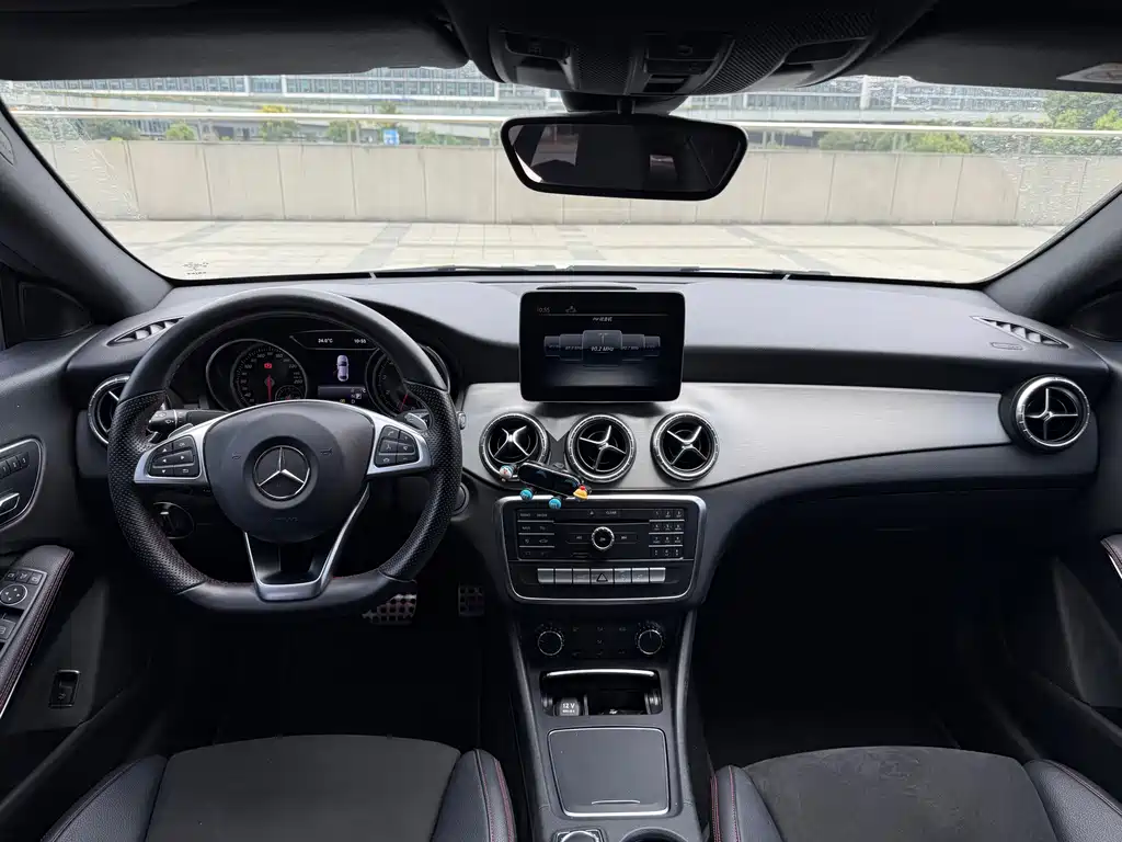Mercedes-Benz CLA (Import) — миниатюра 5