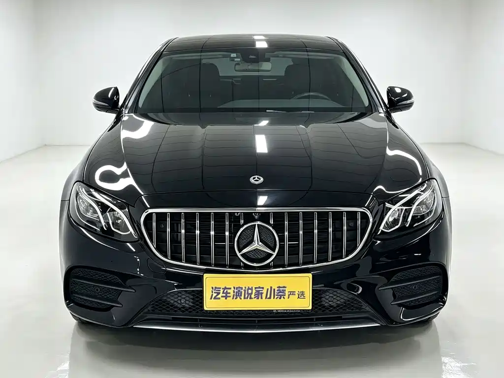 Mercedes-Benz E-Class — миниатюра 2