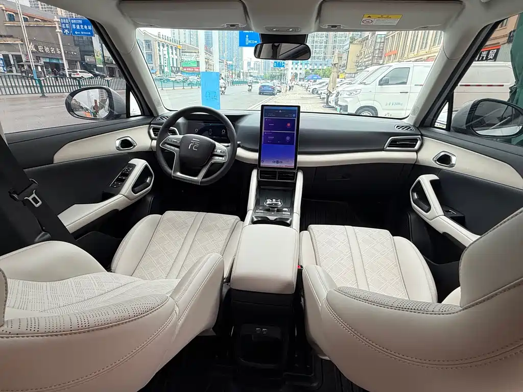 BYD Yuan UP — миниатюра 11
