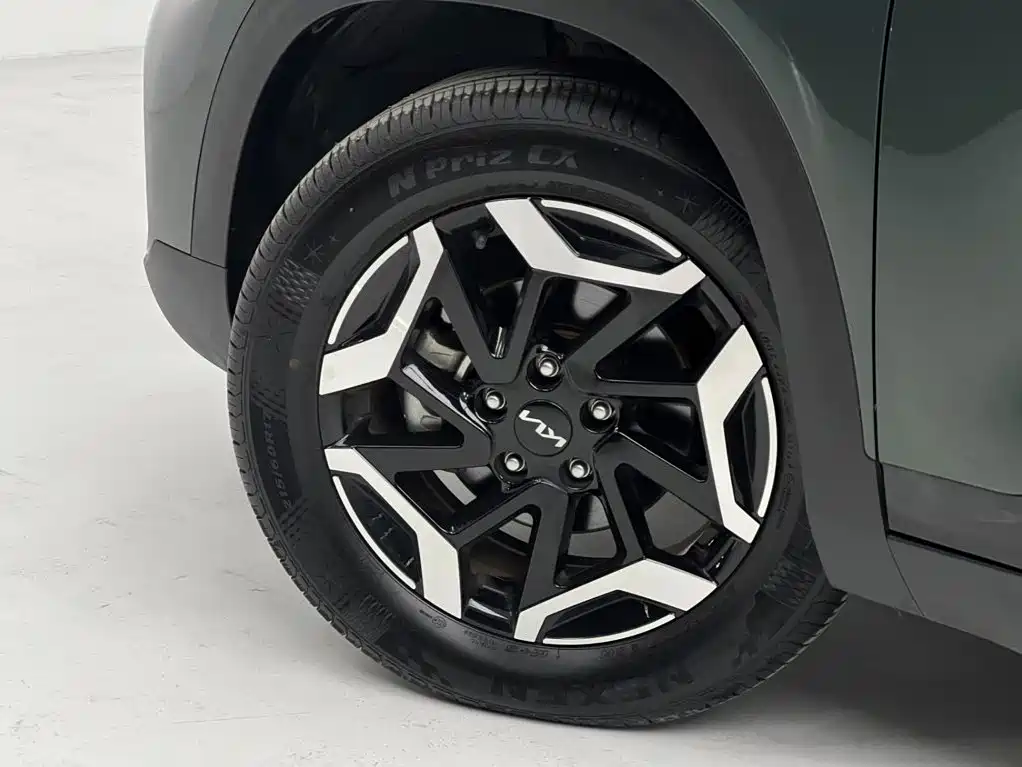 Kia Seltos — миниатюра 18
