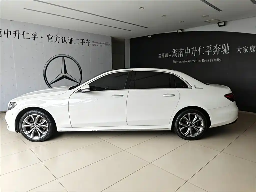 Mercedes-Benz E-Class E 2022 E 300 L Sport Fashion