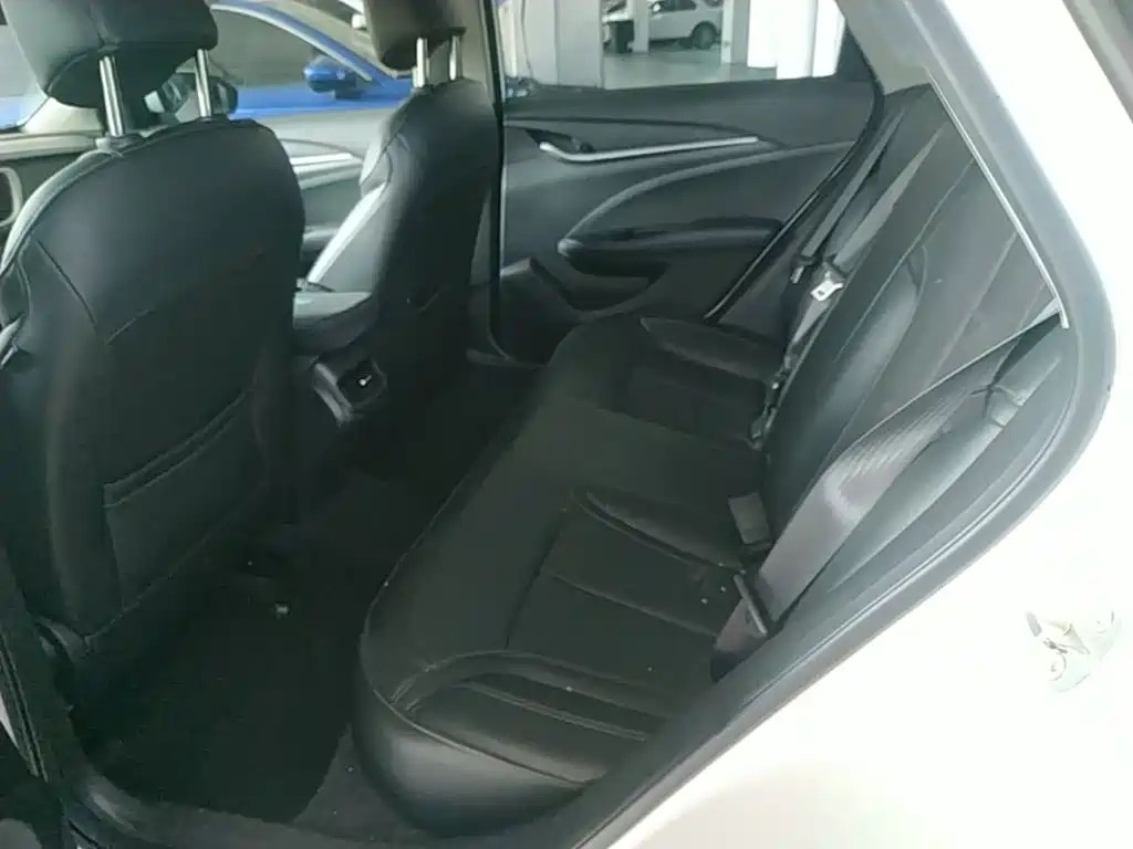 Buick Excelle — миниатюра 17
