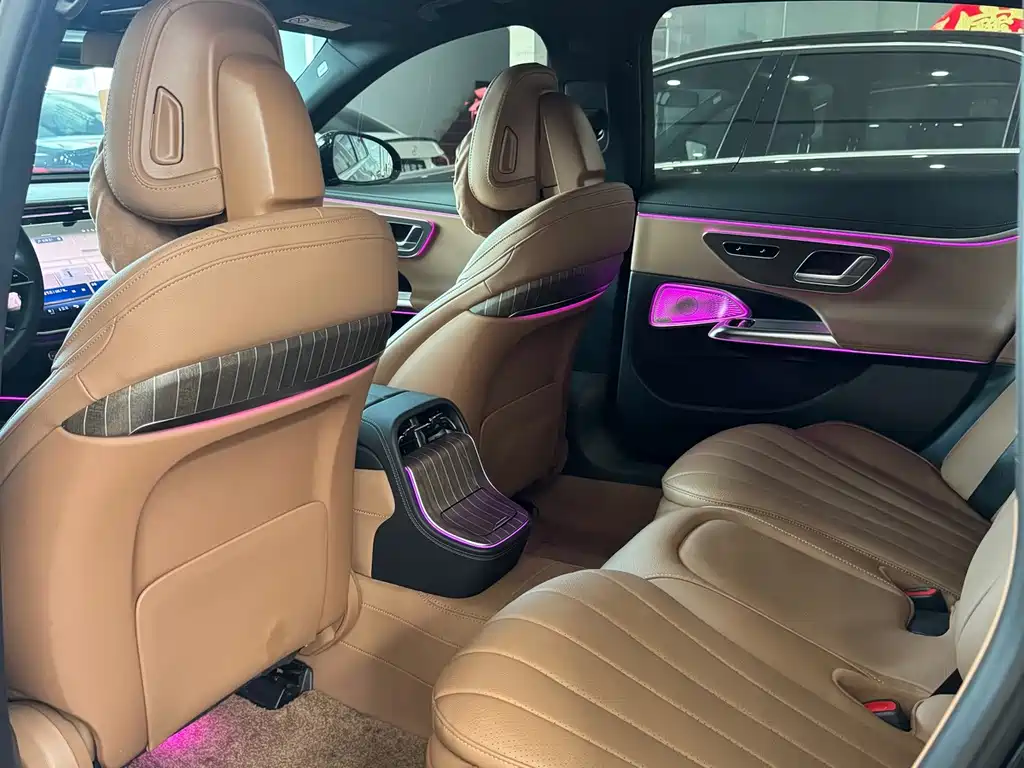 Mercedes-Benz E-Class New Energy — миниатюра 11