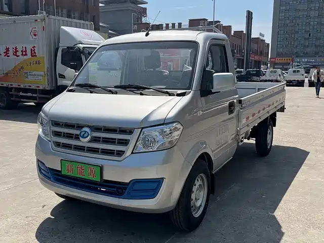 RUICHI MOTORS RUICHI NEW ENERGY EC31 2025