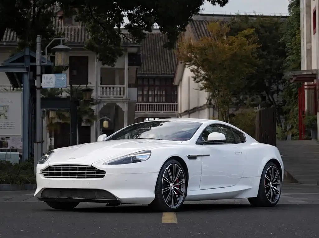 Aston Martin DB9