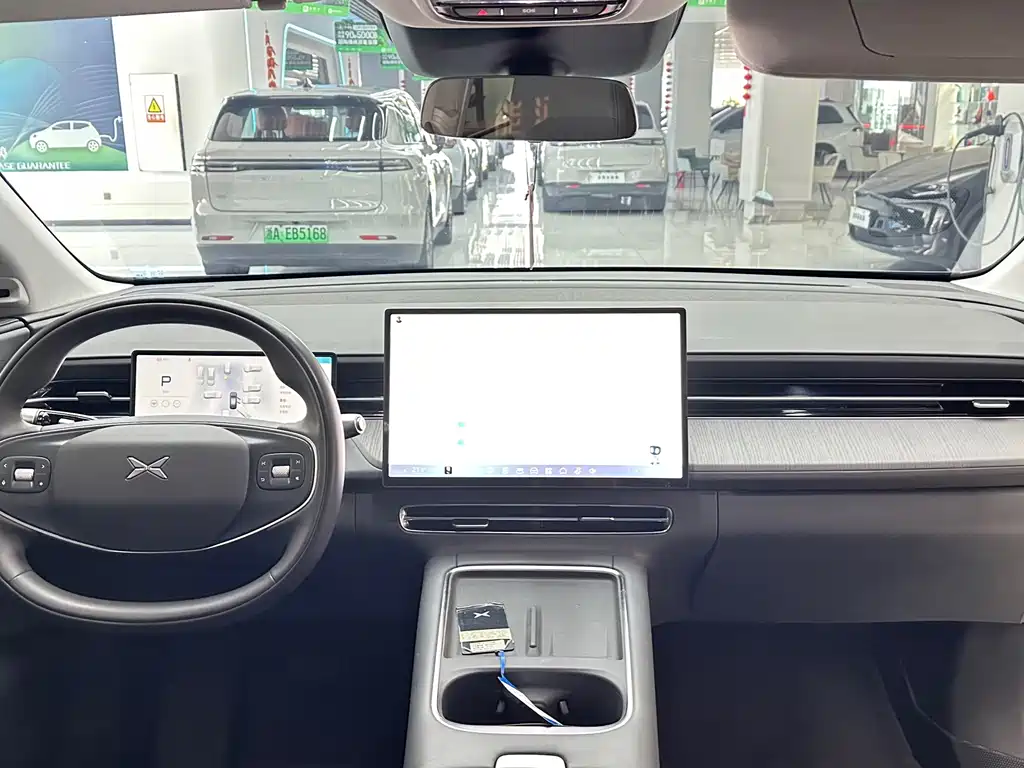 XPeng G6 — миниатюра 6