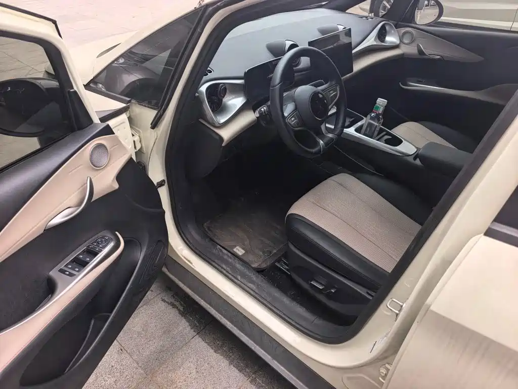 BYD Dolphin — миниатюра 5