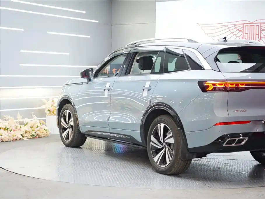 Volkswagen Tavendor 2023 380TSI R-Line