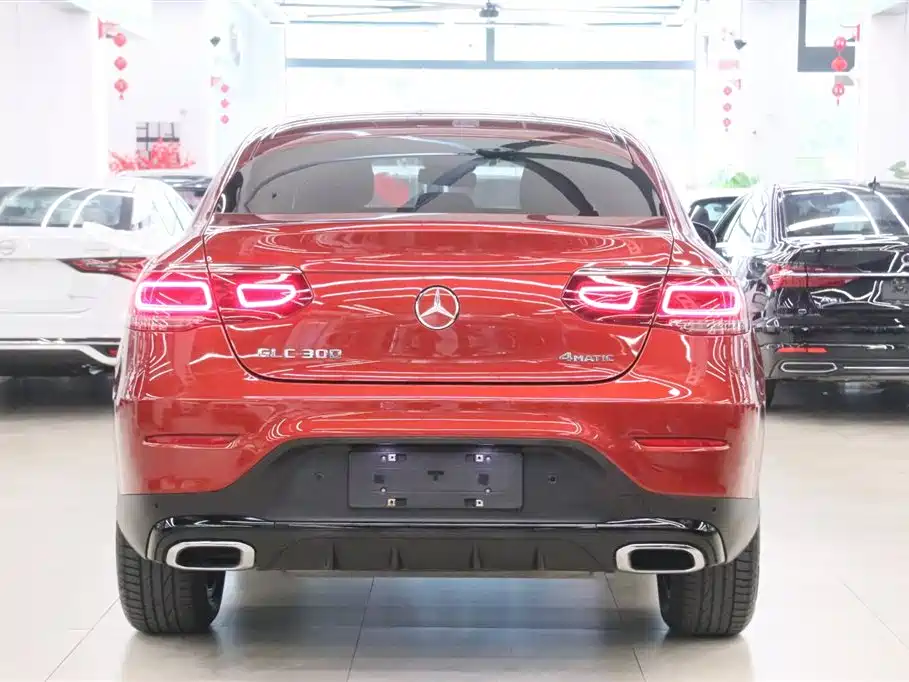 Mercedes-Benz GLC 2022 GLC 300 4MATIC SUV