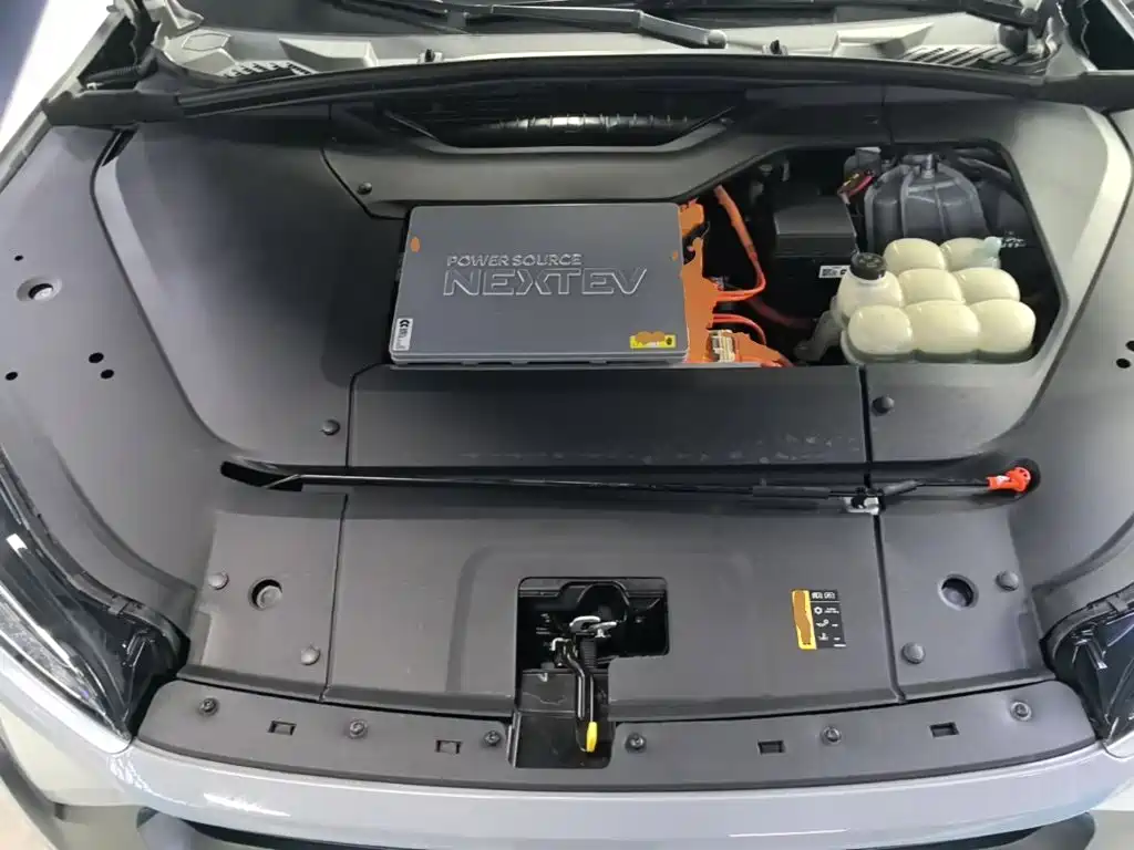 NIO EC6 — миниатюра 20