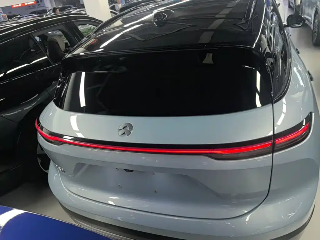 NIO ES6 — миниатюра 6