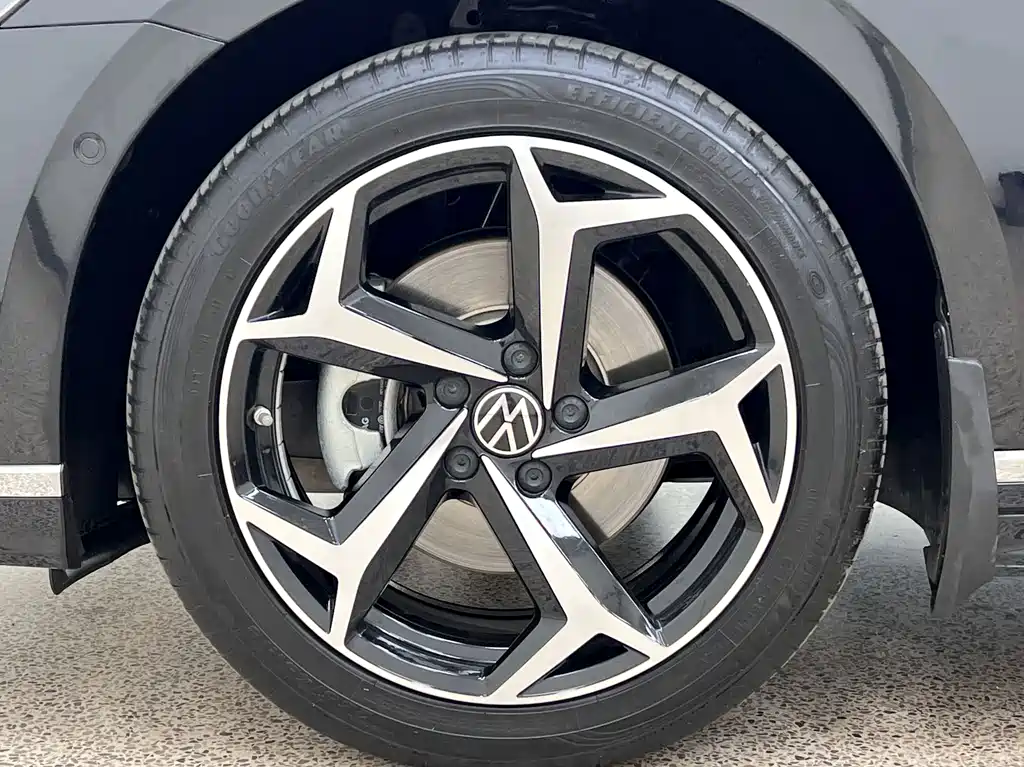 Volkswagen Magotan — миниатюра 11