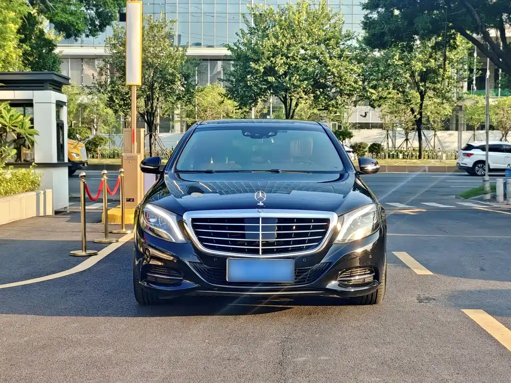 Mercedes-Benz S-Class — миниатюра 2