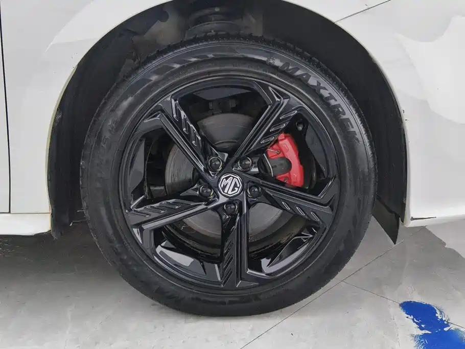 MG MG5 Scorpio — миниатюра 6