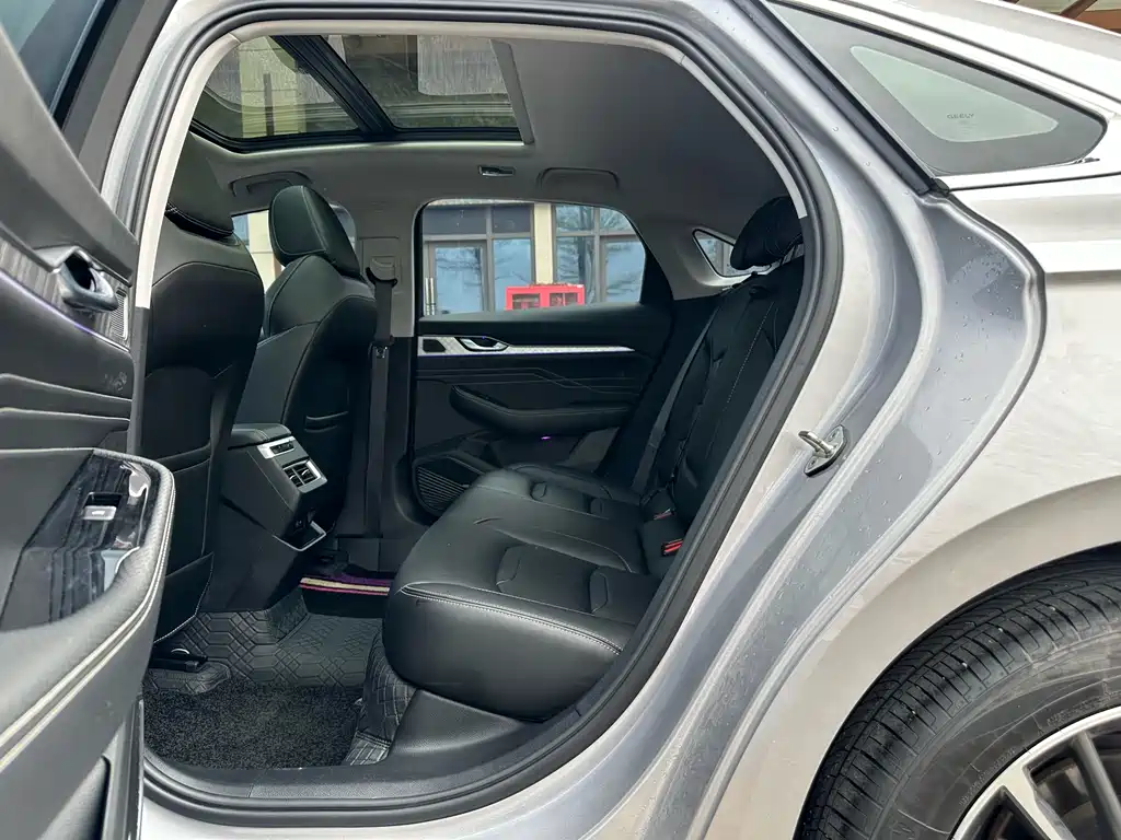 GEELY AUTOMOBILE XINGRUI