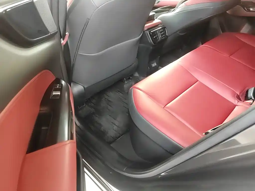 Lexus NX — миниатюра 17