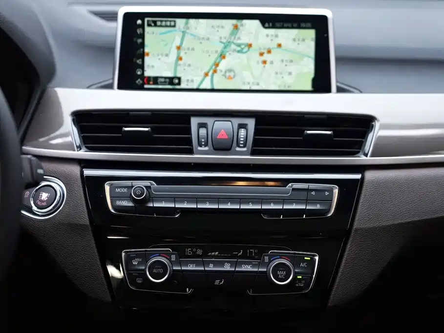 BMW X1 — миниатюра 10