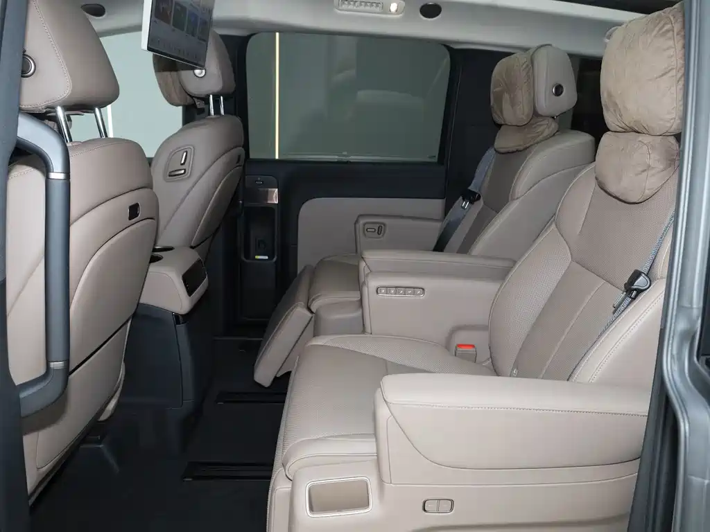 Li Auto Li MEGA — миниатюра 11