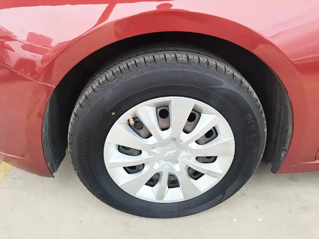 Chevrolet Cruze — миниатюра 23