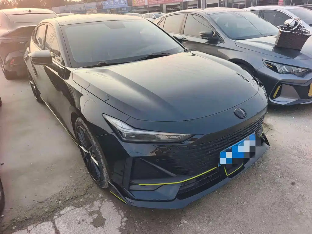 Changan UNI-V — миниатюра 3