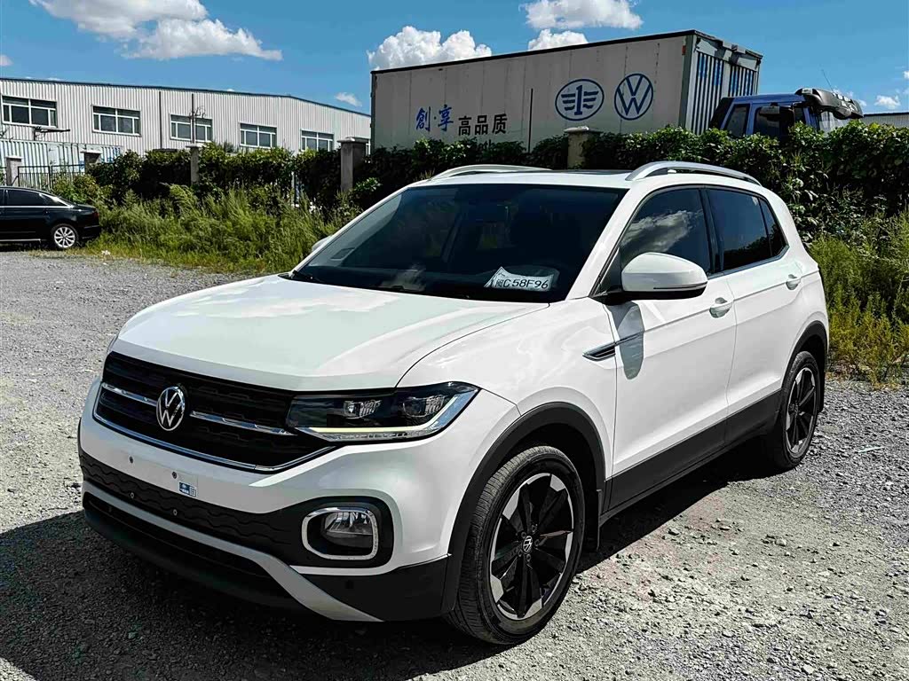 Volkswagen Tanying 1.5 л 2022 г. Белый, пробег 37000 км