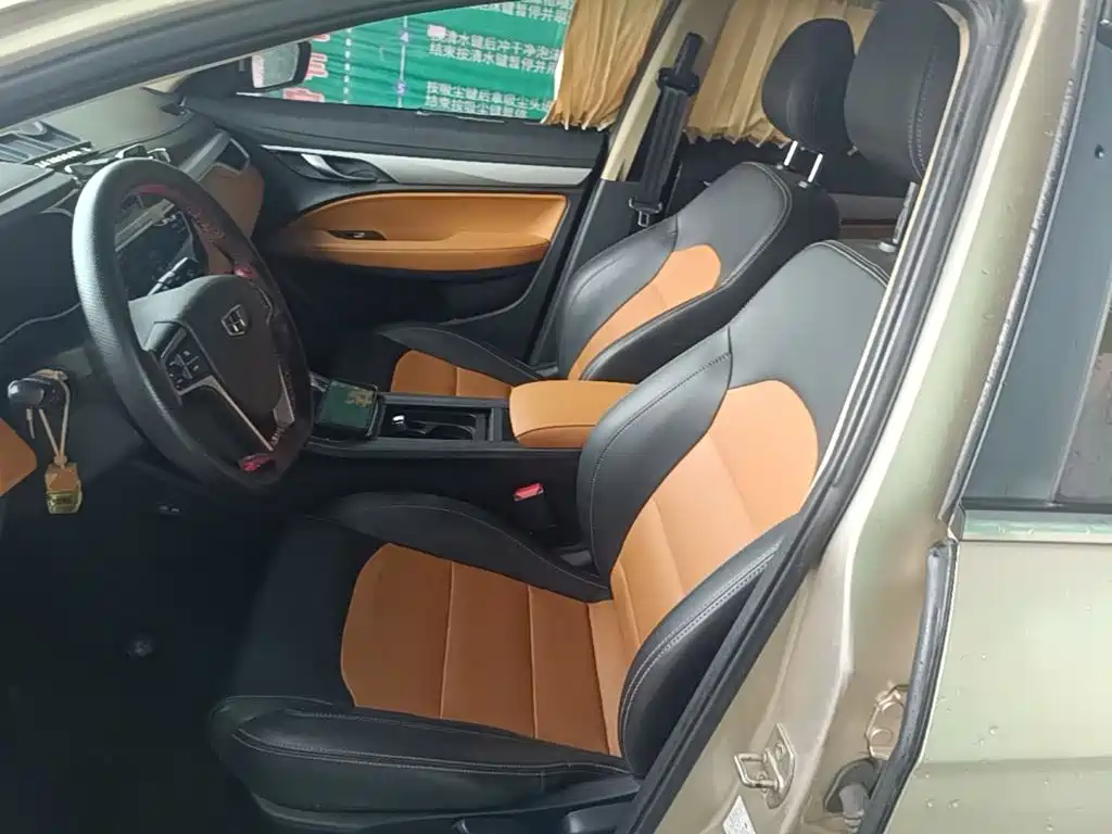 Geely Vision S1 — миниатюра 15