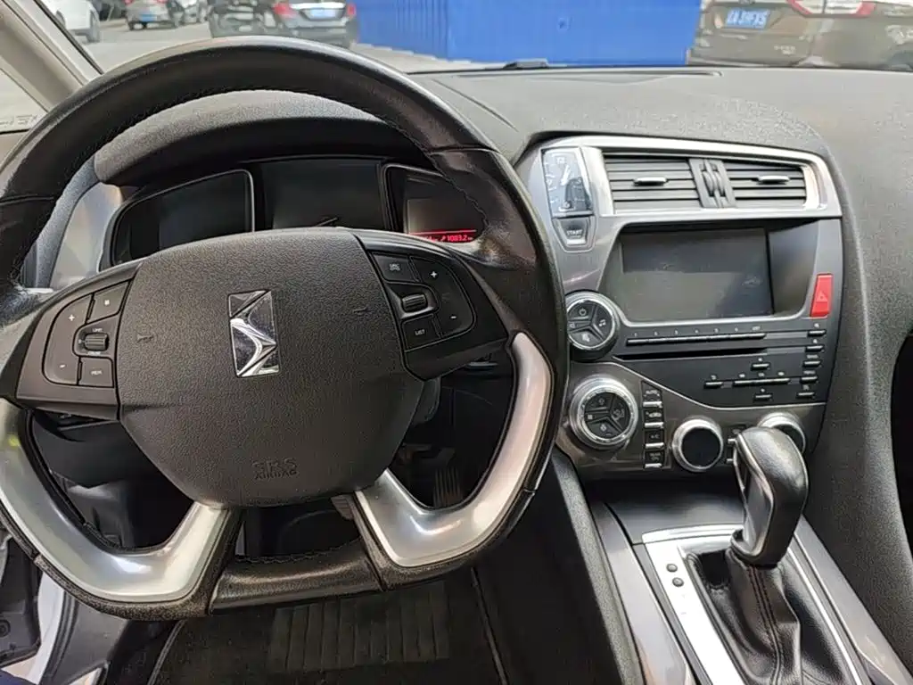 DS DS 5 — миниатюра 12